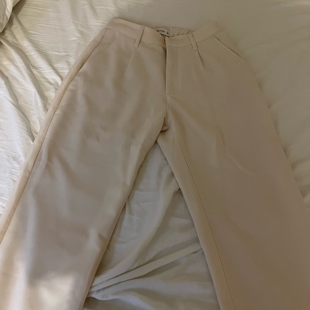 Abercrombie trouser